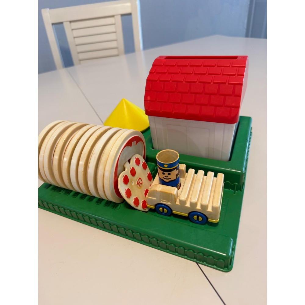 Vintage Johnson‎ & Johnson Child Development Counting Toy Barn Truck Discs 1-10